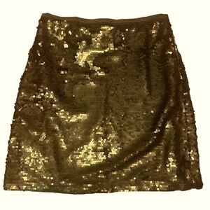 *NWT* Loft Sequence Pencil Skirt in Army/Olive Green Women’s Size 4